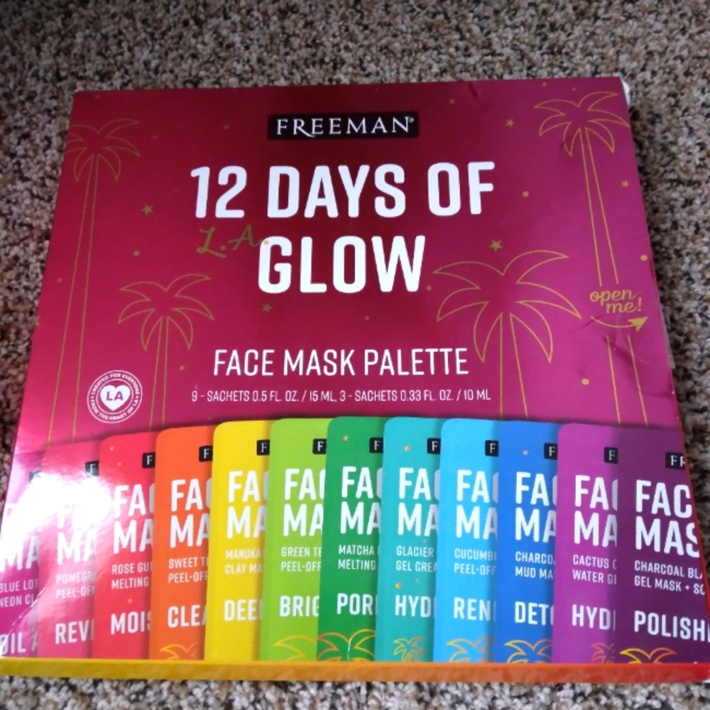 NWT Freeman 12 Days Of Glow Face Mask Set